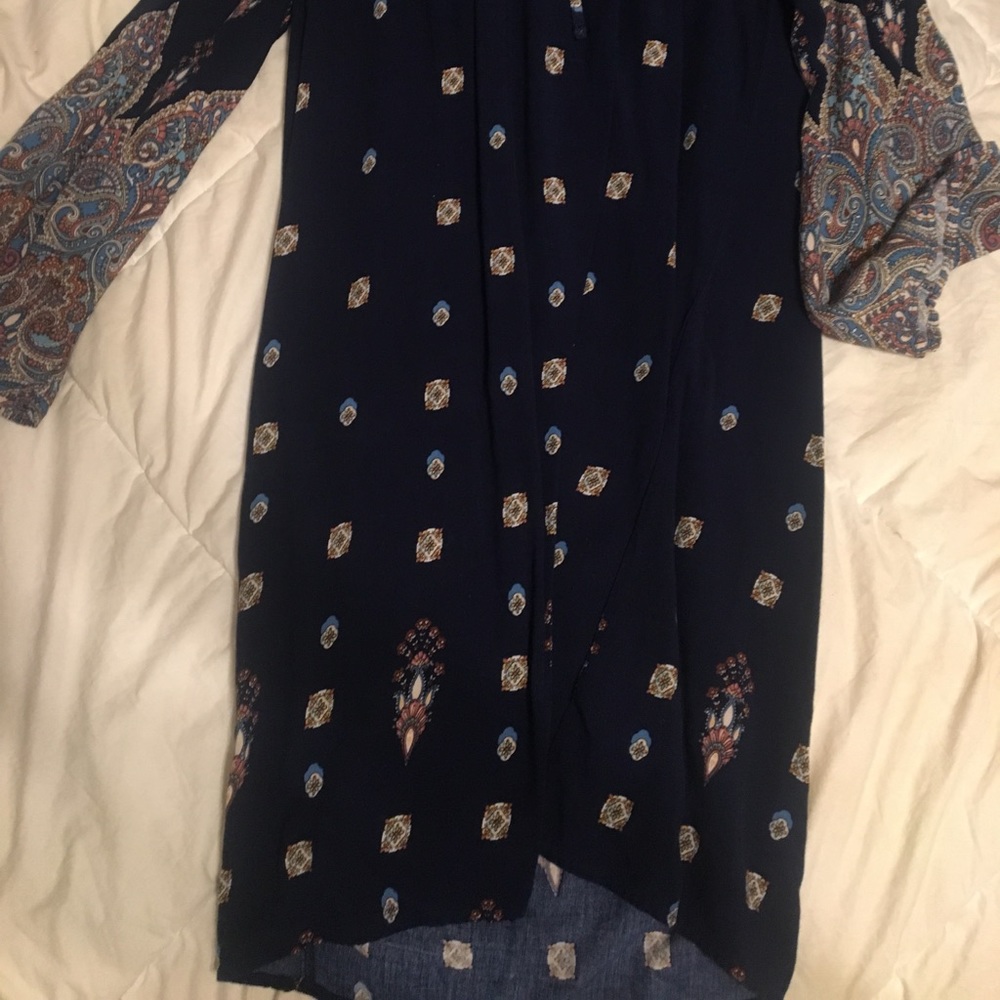 Dress - Picture 5 of 6